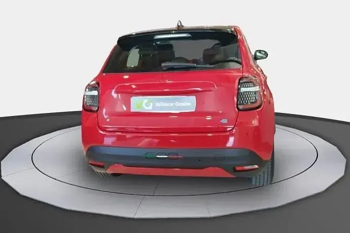 Usado Fiat 600E Red 114 kW (156 CV) 2024