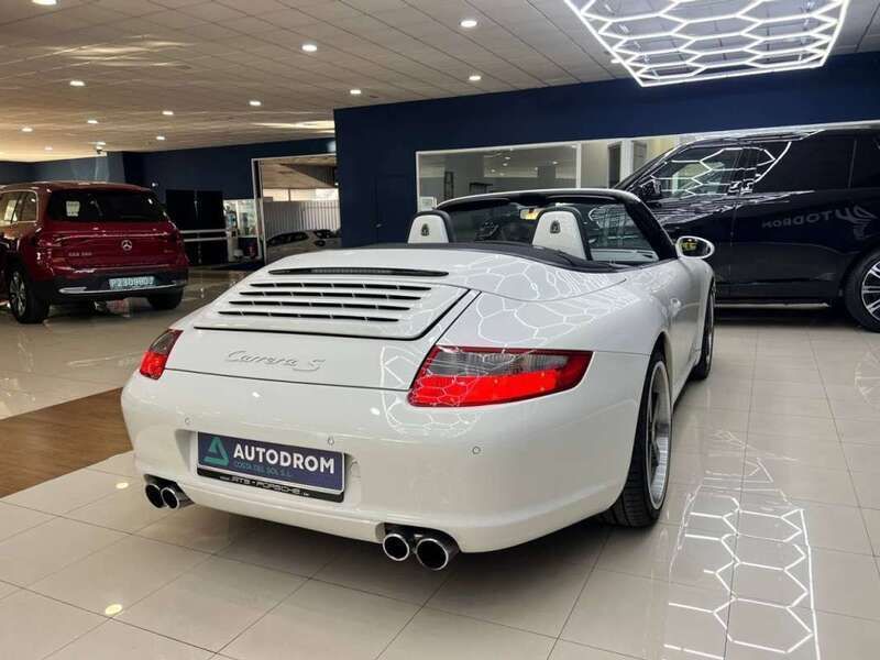 Usado Porsche 911 Carrera 4 Cabriolet 325 CV (239 kW) 2007 Blanco Descapotable