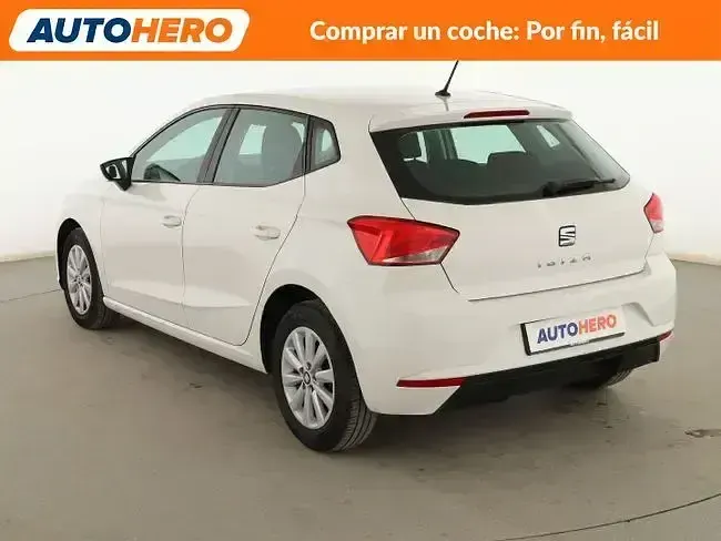 Usado Seat Ibiza Style 95 CV (69 kW) 2018 Blanco Utilitario