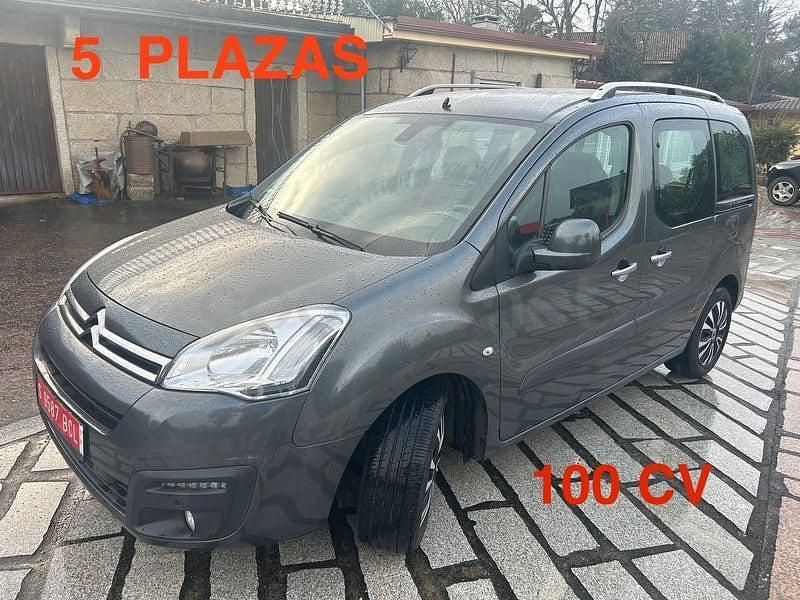 Usado Citroën Berlingo XTR 100 CV (73 kW) 2015 Negro Monovolumen