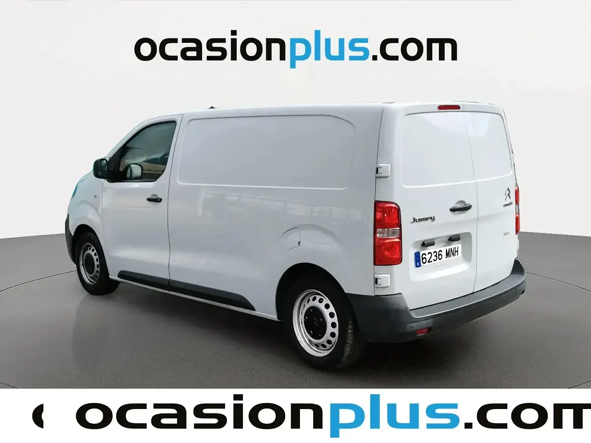 Usado Citroën Jumpy 102 CV (75 kW) 2024 Blanco Monovolumen