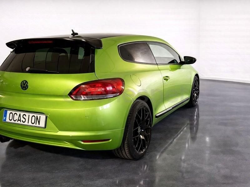 Usado VW Scirocco 200 CV (147 kW) 2009 Verde Coupe
