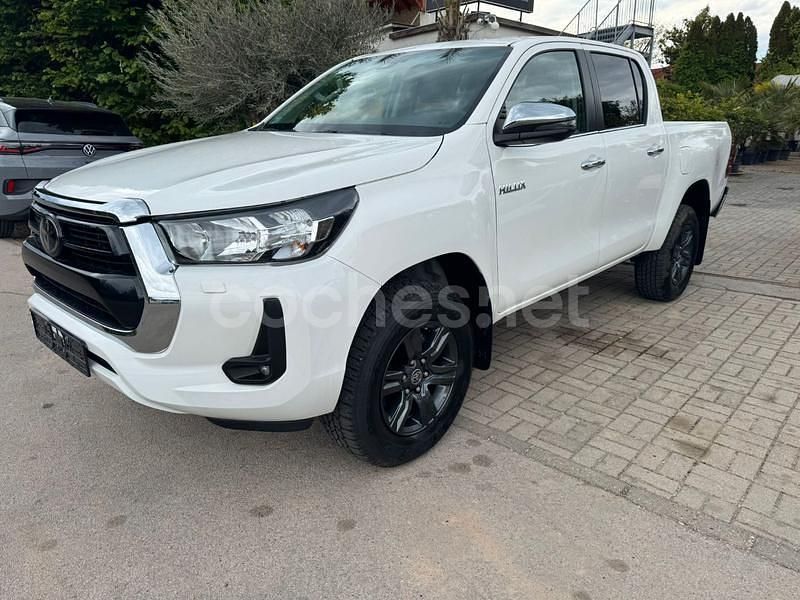 Blanco Nuevo 2025 Toyota HiLux Sport Recogida | 47.500 € (Caro) - Imagen 1/4