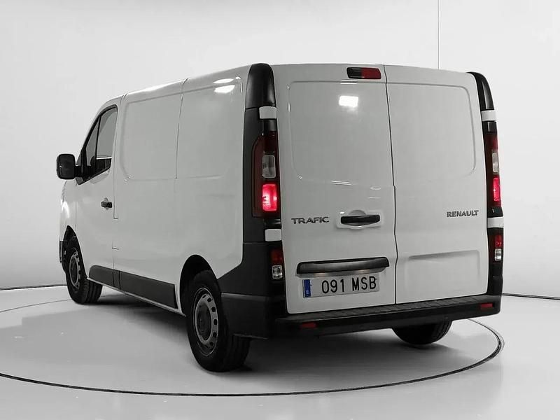 Begagnad Renault Trafic 131 HK (96 kW) 2024 Vit Minibuss