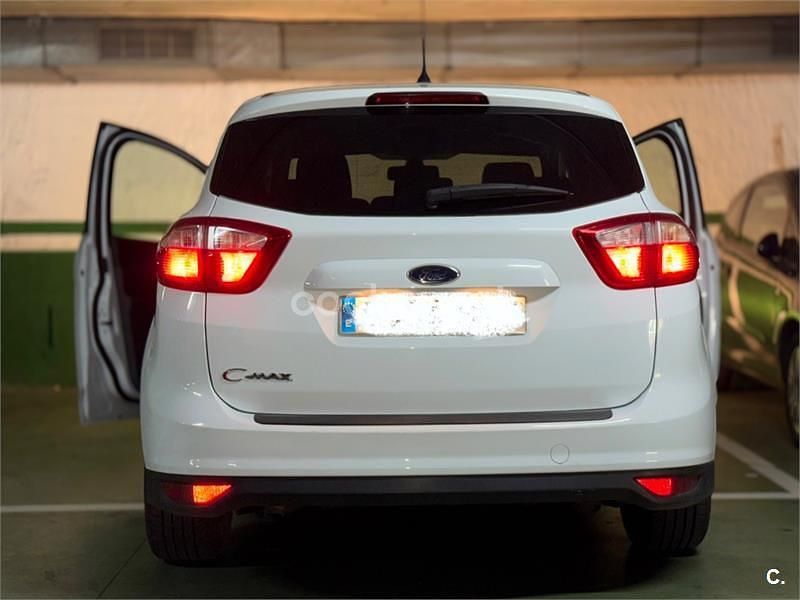 Usado Ford C-MAX 95 CV (69 kW) 2012 Blanco Monovolumen