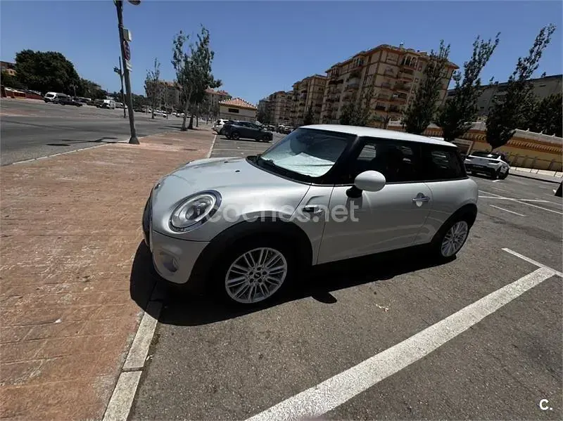Usado Mini Cooper D 116 CV (85 kW) 2016 Gris / plata Utilitario
