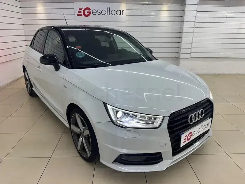 Usado Audi A1 Sportback 90 CV (66 kW) 2018 Blanco Utilitario