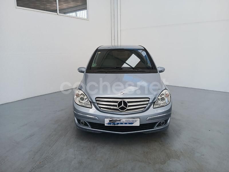 Gris / plata Usado 2007 Mercedes B150 Monovolumen | 4500 € - Imagen 1/4