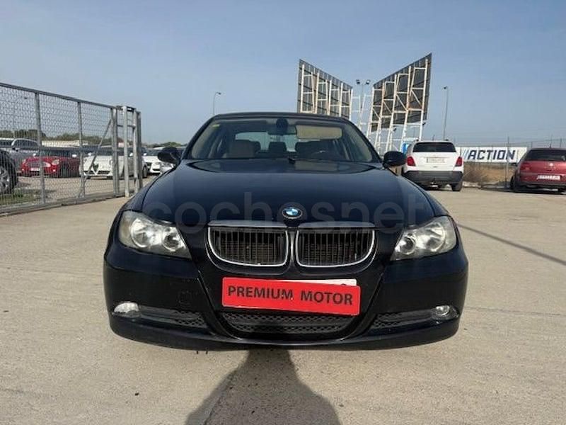 Usado BMW 318 122 CV (89 kW) 2007 Negro Berlina