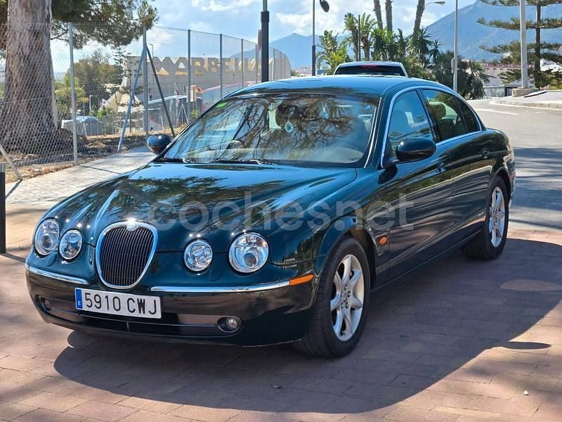 Verde Usado 2004 Jaguar S-Type Executive Berlina | 8150 € (Precio justo) - Imagen 1/4