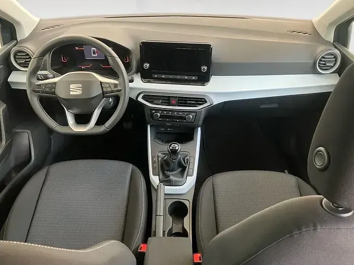 Usado Seat Arona Style 115 CV (84 kW) 2026 Rojo SUV