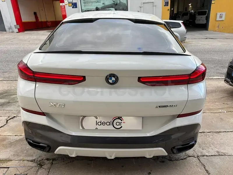 Usado BMW X6 Comfort Edition 333 CV (244 kW) 2021 Blanco SUV