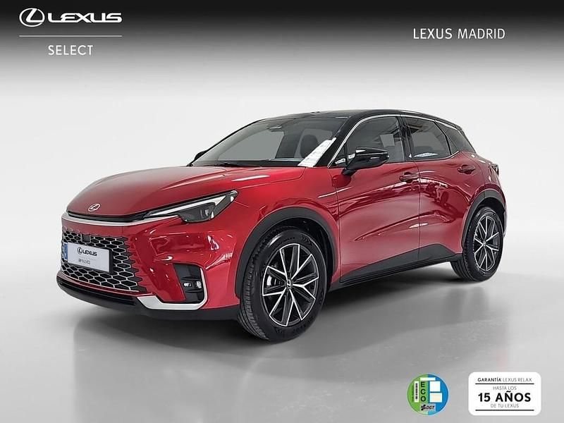 Usado Lexus LBX 136 CV (100 kW) 2025 Rojo SUV