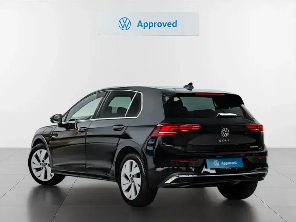 Usado VW Golf VIII Style 204 CV (150 kW) 2025 Negro Berlina