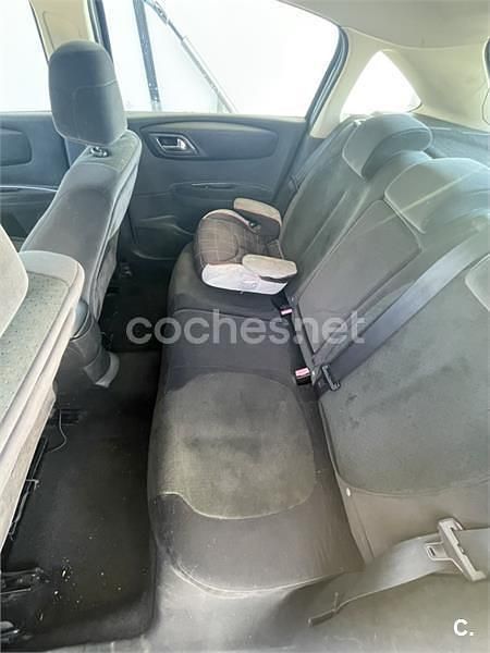 Usado Citroën C4 Exclusive 138 CV (101 kW) 2006 Negro Berlina