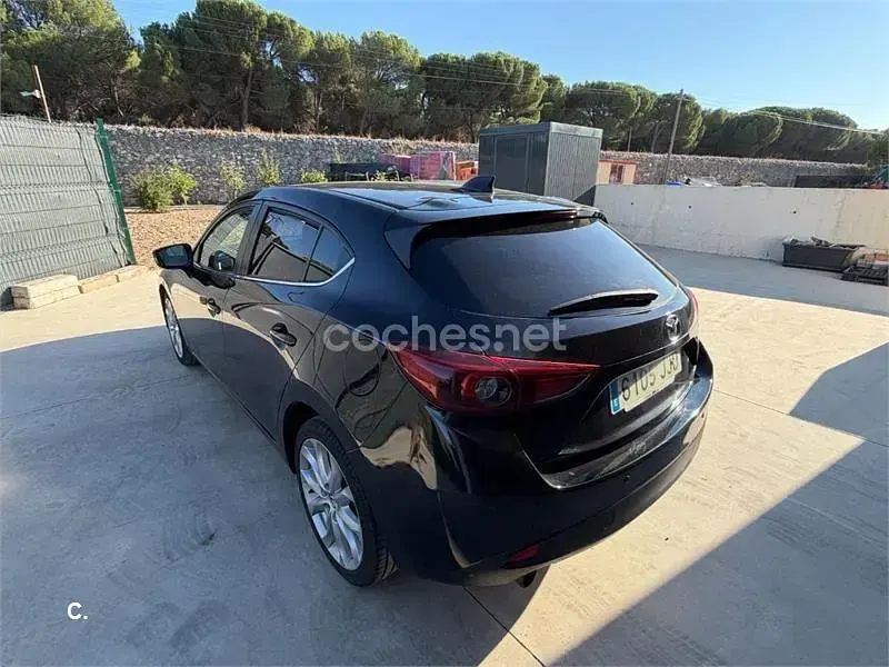 Usado Mazda 3 150 CV (110 kW) 2015 Negro Berlina