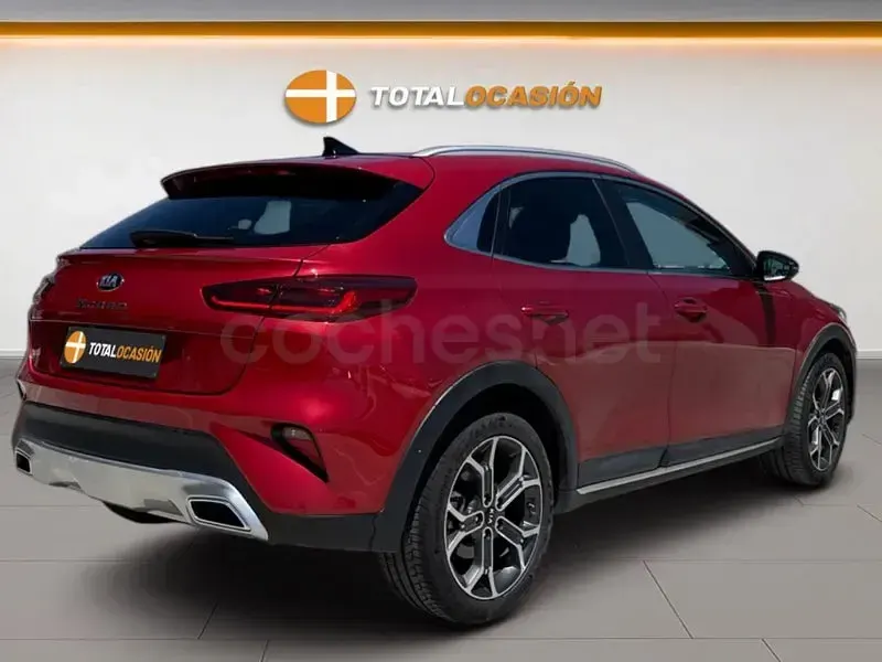 Usado Kia XCeed 120 CV (88 kW) 2019 Rojo SUV
