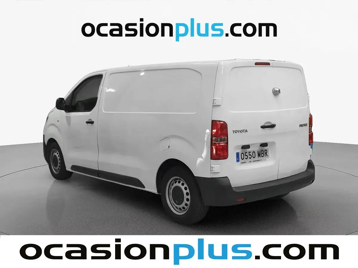 Usado Toyota Proace Plus 102 CV (75 kW) 2022 Blanco Monovolumen