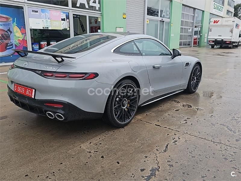 Usado Mercedes AMG GT 43 421 CV (309 kW) 2025 Gris / plata Coupe