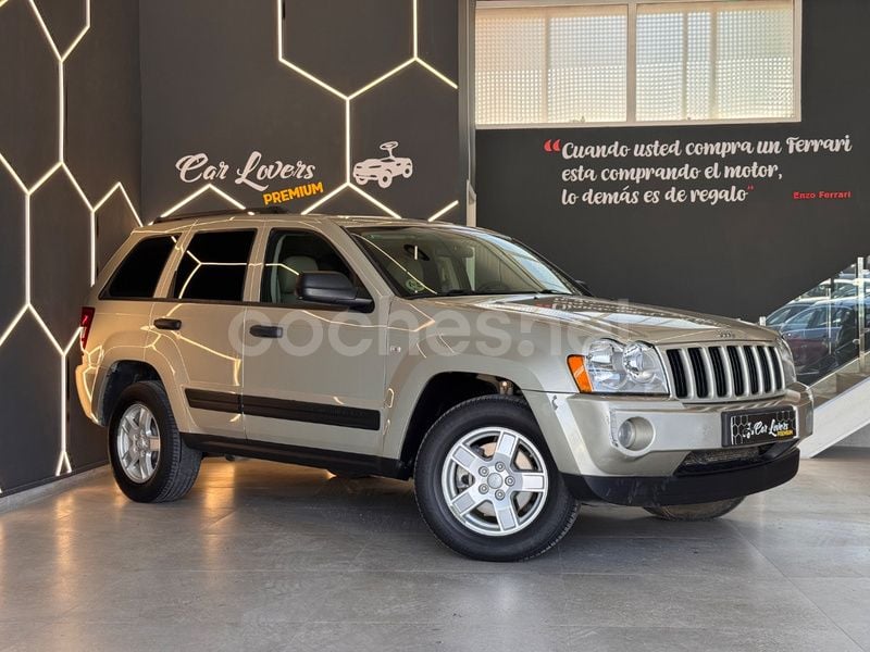 Usado Jeep Grand Cherokee Laredo 218 HP (160 kW) 2007 Bege SUV