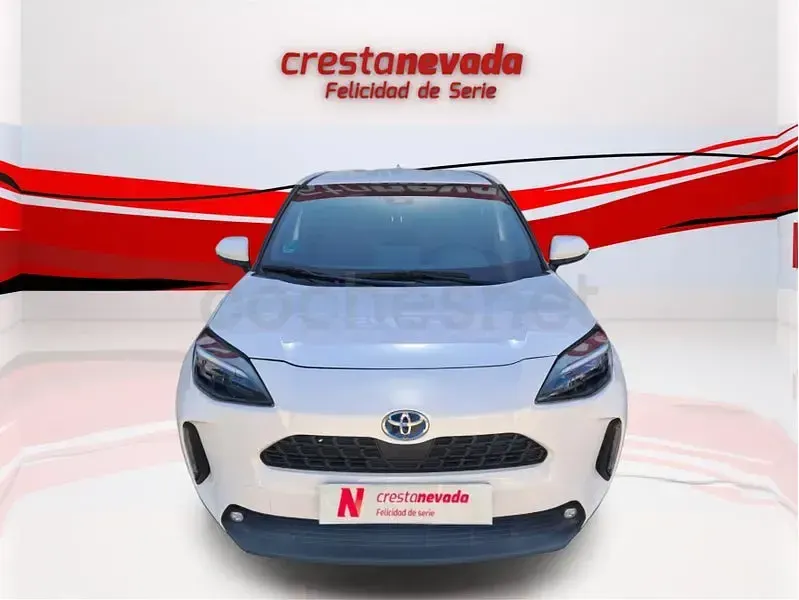 Usado Toyota Yaris Cross Active 116 CV (85 kW) 2022 Blanco SUV
