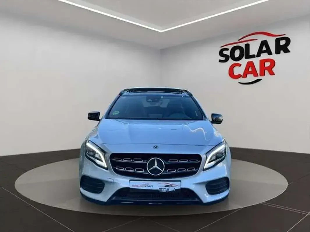 Usado Mercedes GLA250 211 CV (155 kW) 2017 Gris SUV
