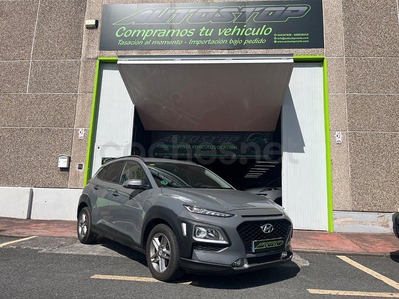 Usado Hyundai Kona 120 CV (88 kW) 2018 Gris / plata SUV