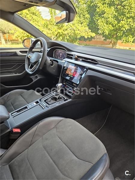 Usado VW Arteon R-line 218 CV (160 kW) 2021 Gris / plata Familiar