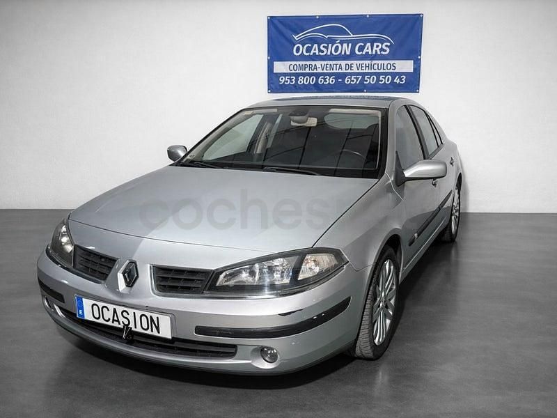 Begagnad Renault Laguna III Expression 130 HK (95 kW) 2007 Grå Sedan