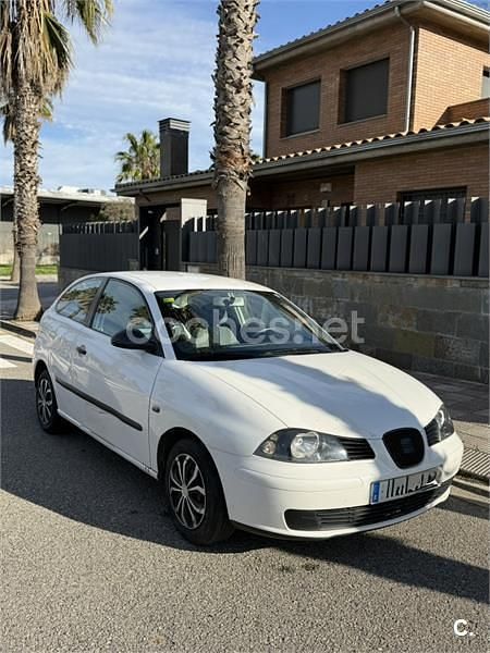 Brugt Seat Ibiza Stella 75 HK (55 kW) 2003 Hvid Hatchback