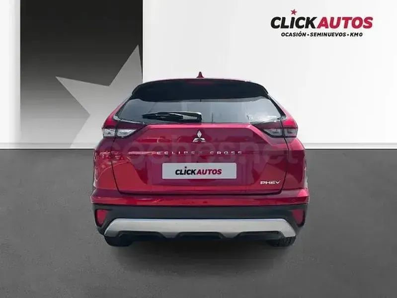 Usado Mitsubishi Eclipse Cross 188 CV (138 kW) 2023 Rojo SUV