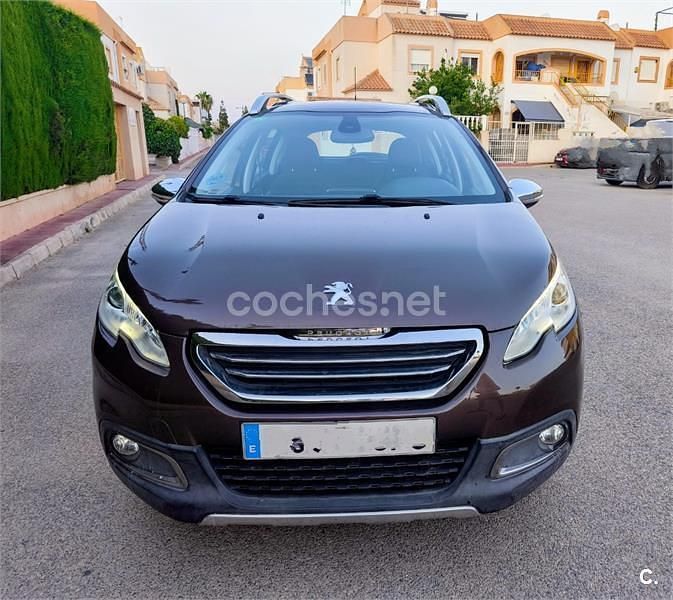 Marrón Usado 2015 Peugeot 2008 Allure SUV | 7000 € (Buen precio) - Imagen 1/4