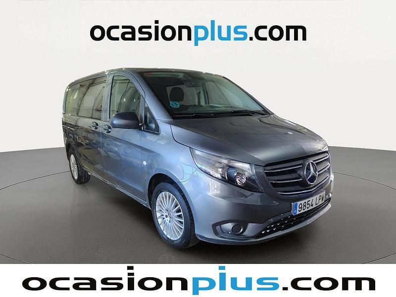 Usado Mercedes Vito 136 CV (100 kW) 2021 Gris Van
