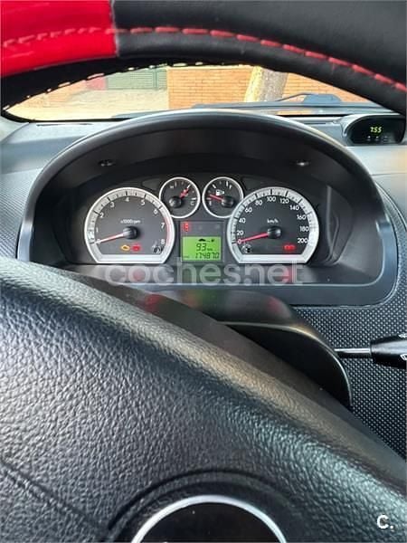 Rojo Usado 2009 Chevrolet Aveo LS Berlina | 2800 € (Precio justo) - Imagen 1/4