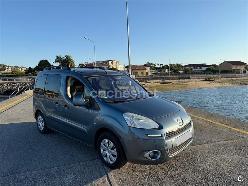 Azul Usado 2014 Peugeot Partner Tepee Outdoor Monovolumen | 9900 € (Precio justo) - Imagen 1/4