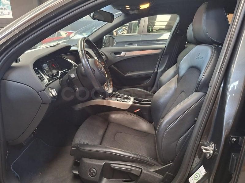 Usado Audi A4 S-Line 190 CV (139 kW) 2015 Gris / plata Familiar