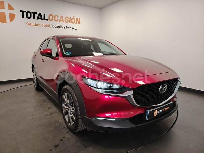 Rojo Usado 2024 Mazda CX-30 Exclusive-Line SUV | 30.990 € (Un poco caro) - Imagen 1/4