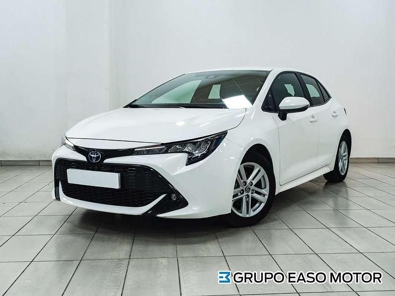 Begagnad Toyota Corolla Active 122 HK (89 kW) 2020 Vit Halvkombi