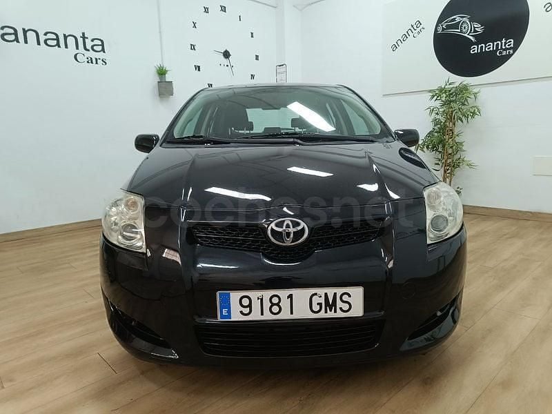 Usado Toyota Auris Active 101 CV (74 kW) 2009 Negro Utilitario