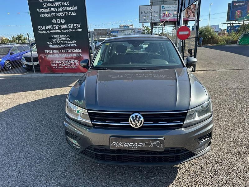Usado VW Tiguan Edition 150 CV (110 kW) 2020 Gris / plata SUV