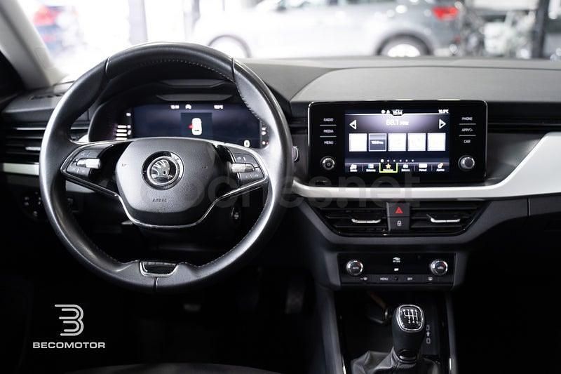 Usado Skoda 110 R Ambition 110 CV (80 kW) 2023 Blanco Berlina