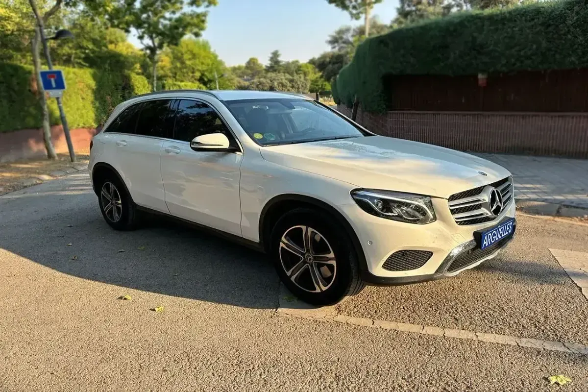Usado Mercedes GLC250 204 CV (150 kW) 2018 Blanco SUV