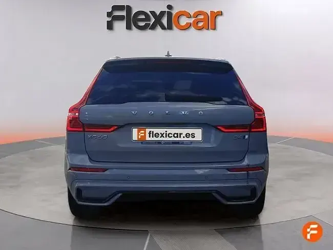 Usado Volvo XC60 Plus 197 CV (144 kW) 2023 Gris SUV