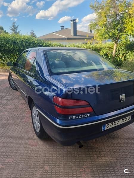 Azul Usado 2002 Peugeot 406 Berlina | 2100 € - Imagen 1/4