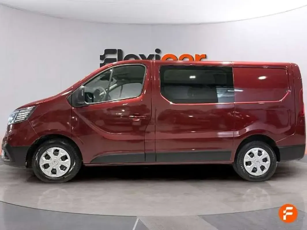 Usado Renault Trafic 110 CV (80 kW) 2024 Burdeos Monovolumen