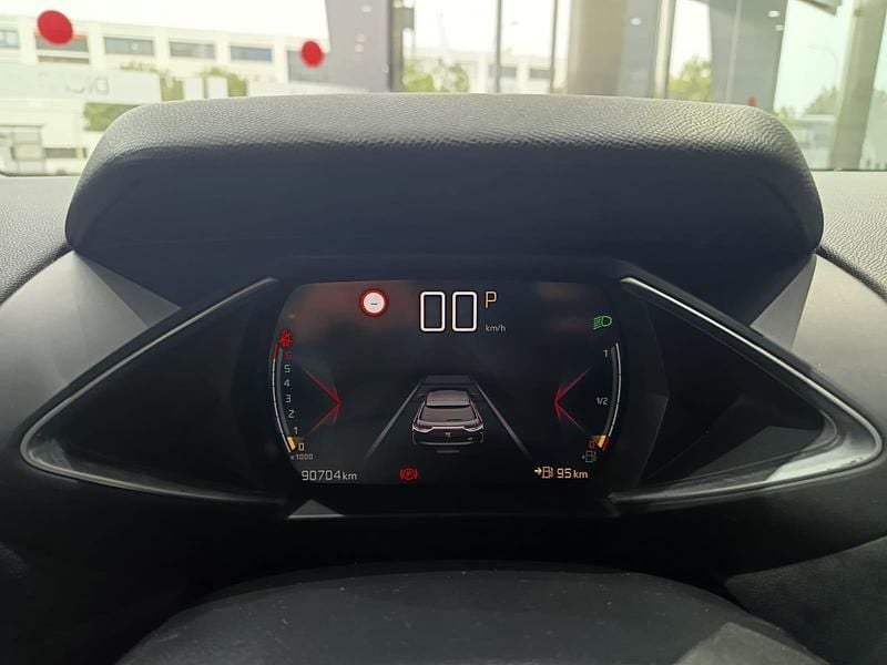 Usado DS Automobiles DS3 Crossback Performance 130 CV (95 kW) 2021 Negro SUV