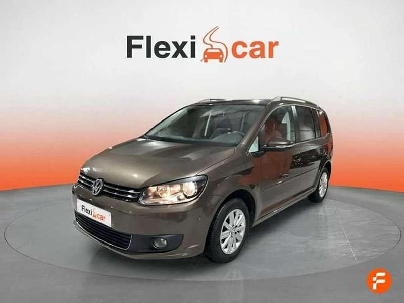 Usado VW Touran Business 105 CV (77 kW) 2015 Marrón Monovolumen