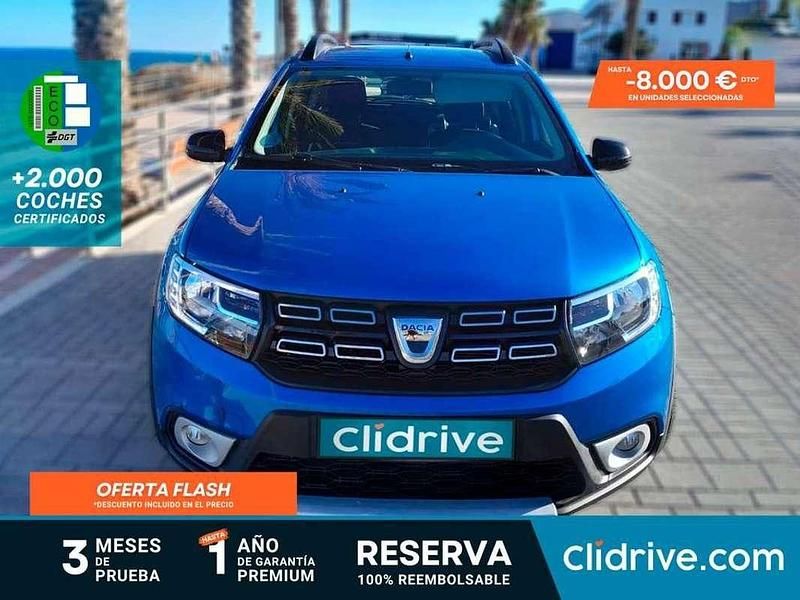 Azul Usado 2020 Dacia Sandero Essentiel Utilitario | 6390 € - Imagen 1/3