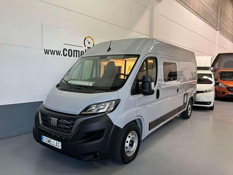Gris Usado 2022 Fiat Ducato 33 Van | 59.990 € - Imagen 1/4
