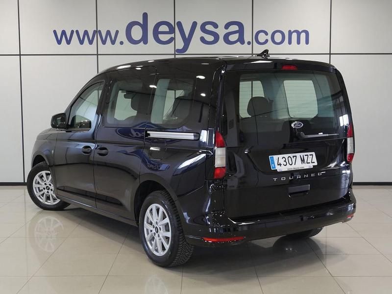 Usado Ford Tourneo Connect Trend 102 CV (75 kW) 2025 Negro Monovolumen